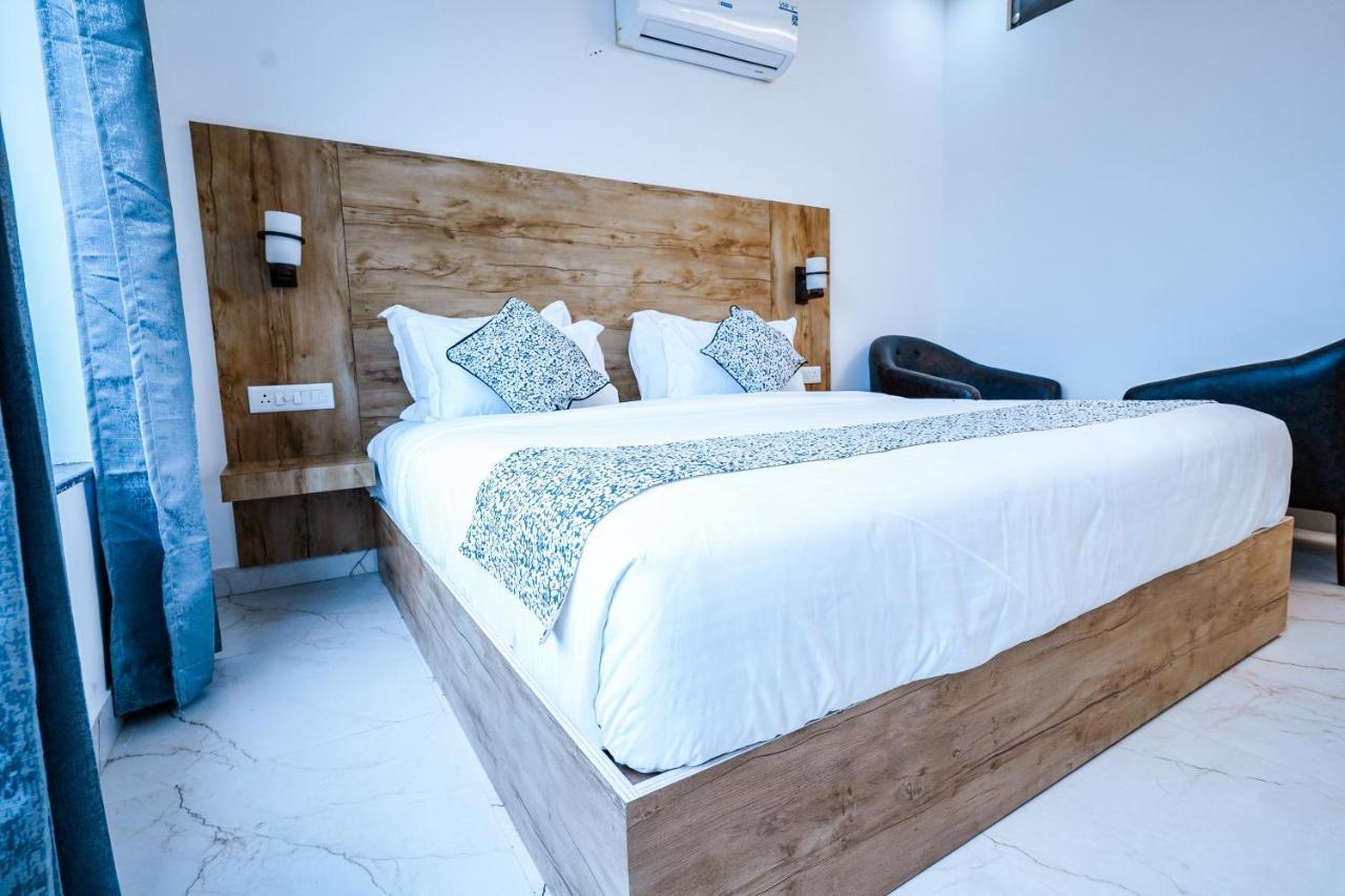 Click Collection The Abode, Dharamshala Hotel Luaran gambar