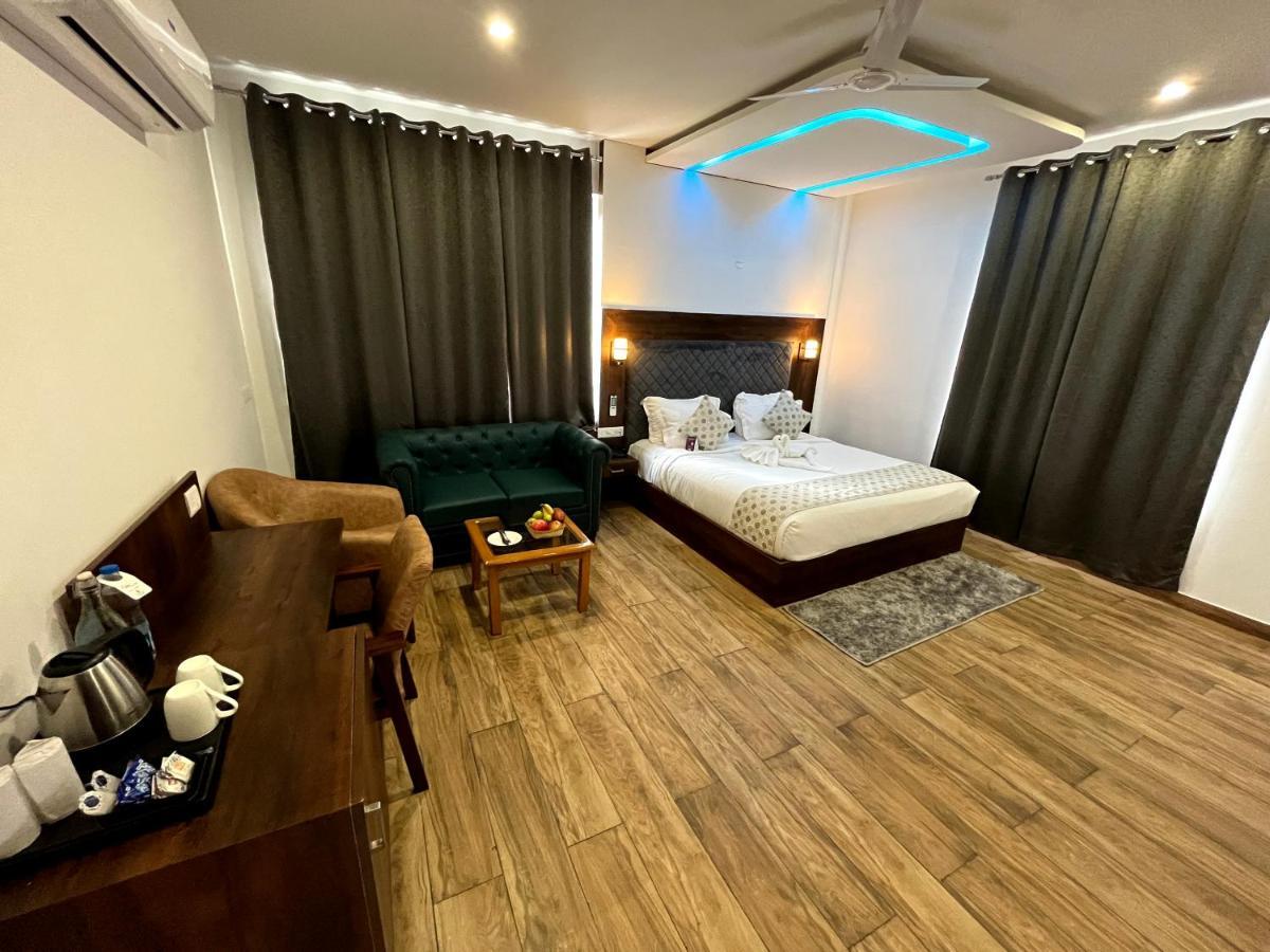 Click Collection The Abode, Dharamshala Hotel Luaran gambar