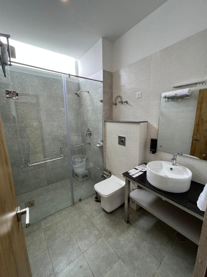 Click Collection The Abode, Dharamshala Hotel Luaran gambar